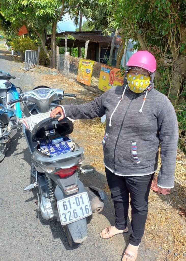 An Giang: Liên tiếp bắt 2 đối tượng vận chuyển thuốc lá lậu bằng xe mô tô