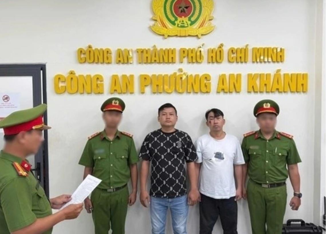 Bắt giam 2 thanh niên đánh nhau gây náo loạn từ việc bóp còi xin vượt