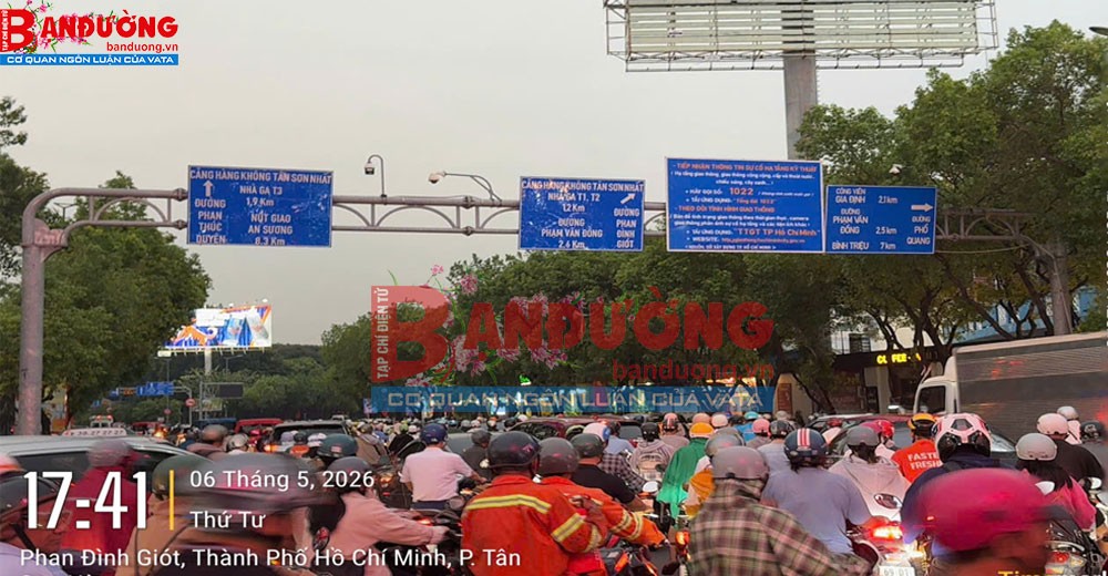 TP. Hồ Chí Minh: Hàng nghìn phương tiện kẹt cứng các tuyến đường vào sân bay Tân Sơn Nhất giờ tan tầm