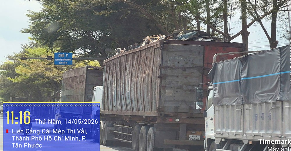 T.p Hồ Chí Minh: Container chở phế liệu mất an toàn trên trục Cái Mép – Thị Vải
