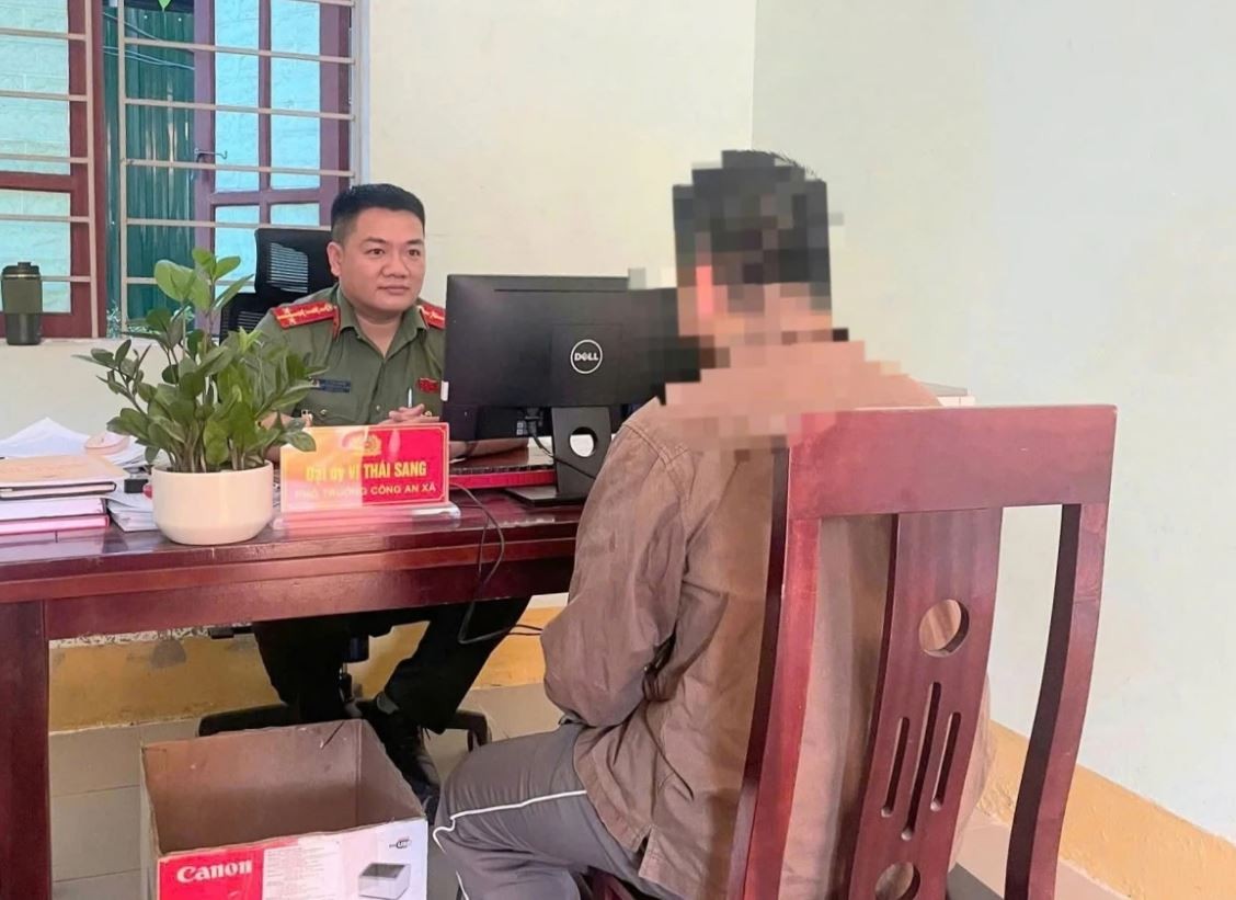 "Báo chốt" trên mạng xã hội, người đàn ông bị xử phạt 7,5 triệu đồng