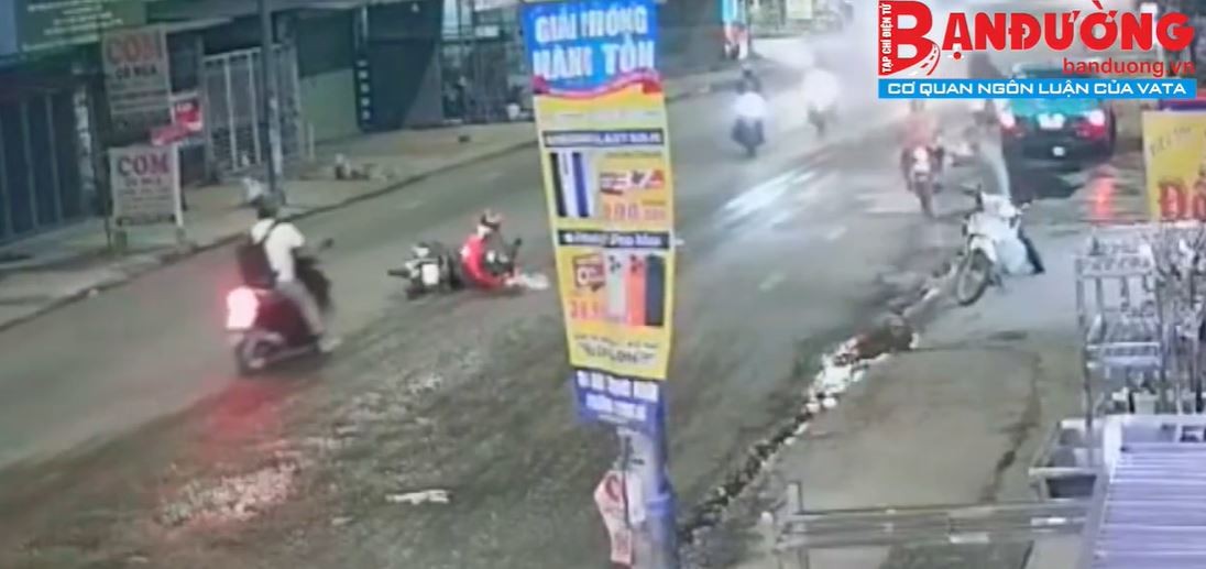 Vận Tải và Môi Trường: Mặt đường xuống cấp gần trạm thu phí tiềm ẩn nguy cơ mất an toàn giao thông tại Đồng Nai