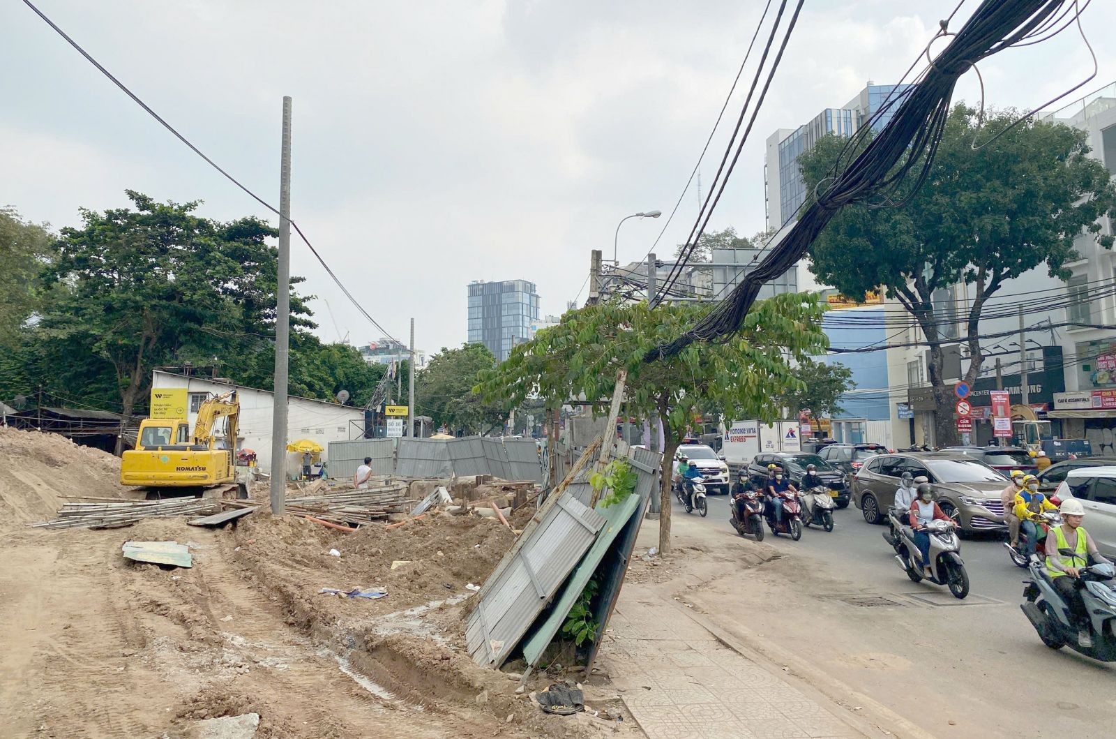TP.HCM cấm ô tô một chiều đường Cách Mạng Tháng Tám để thi công metro Bến Thành - Tham Lương