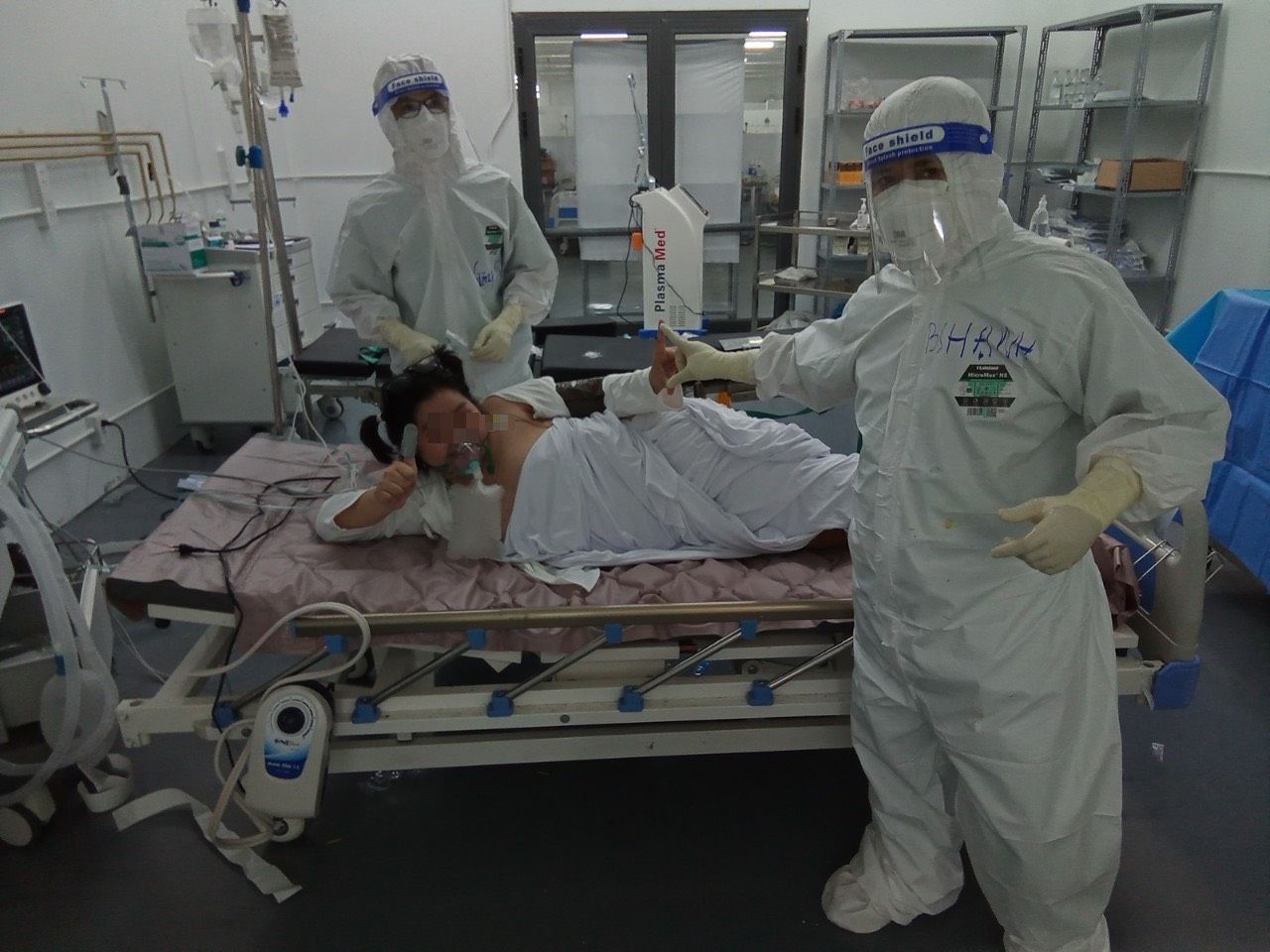 Bệnh viện TW Huế: Cứu sống nữ bệnh nhân trẻ nặng 100kg mắc Covid-19 nguy kịch 