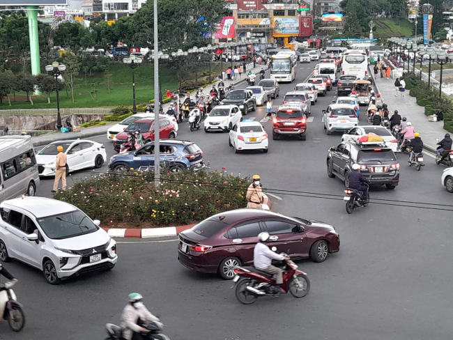 Lâm Đồng: Cảnh sát giao thông TP. Đà Lạt đảm bảo an toàn giao thông vào mùa hè