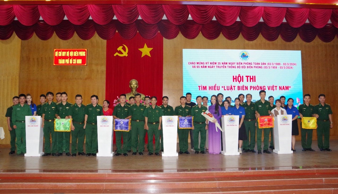 Hội thi tìm hiểu “Luật Biên phòng Việt Nam”.