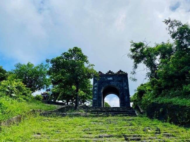 Hoành Sơn Quan – Cổng trời trên đỉnh Đèo Ngang