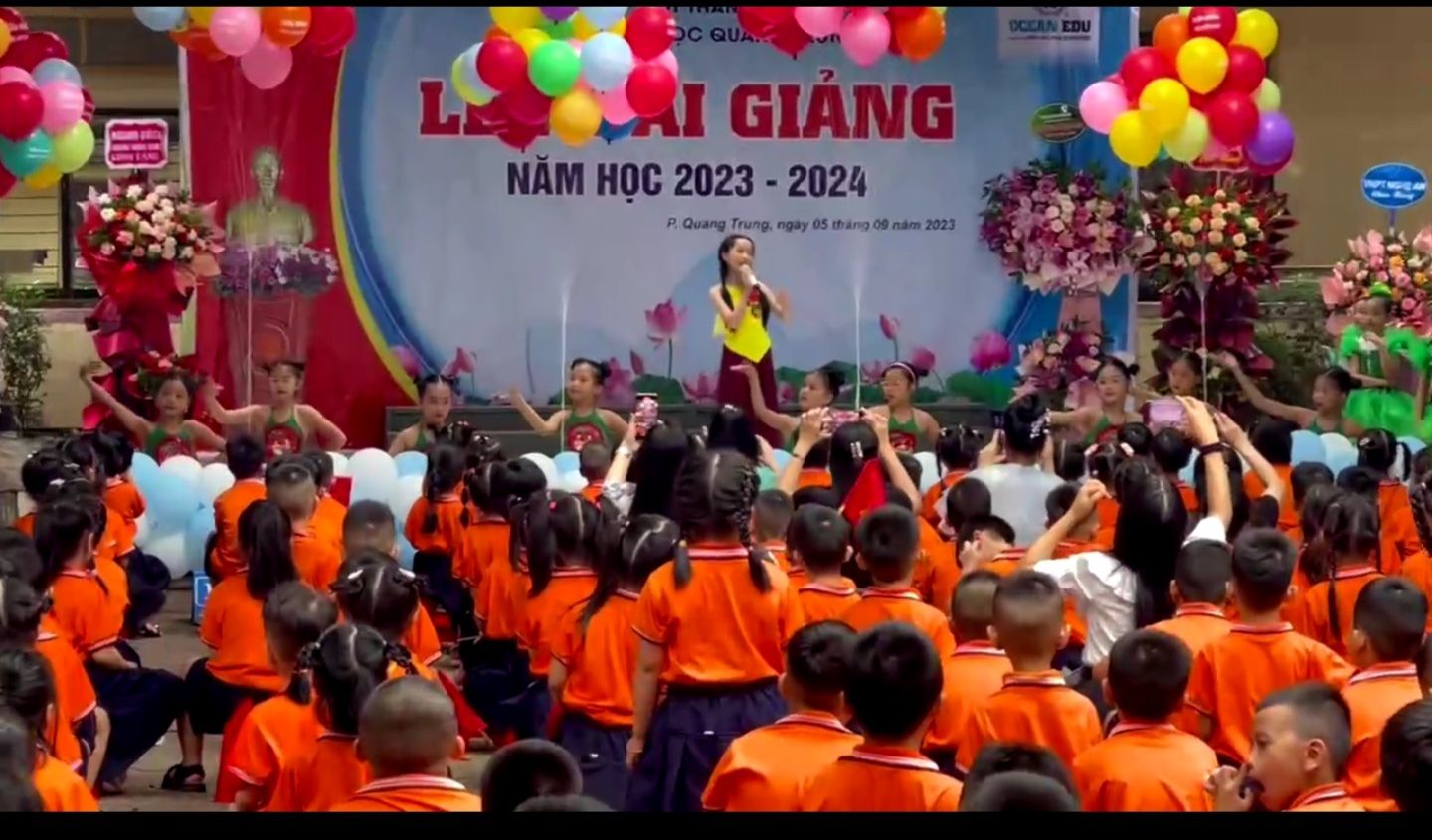 Nghệ An: Hơn 900 nghìn học sinh hân hoan đón lễ khai giảng năm học mới