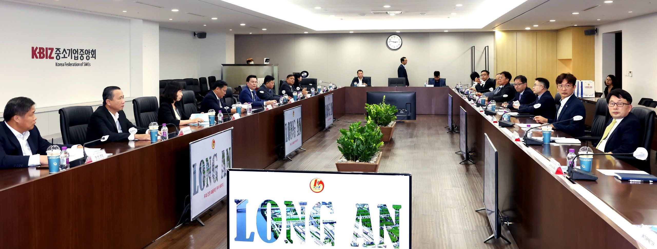 Long An: Các hoạt động xúc tiến đầu tư với Liên đoàn Doanh nghiệp vừa và nhỏ Hàn Quốc (KBIZ)