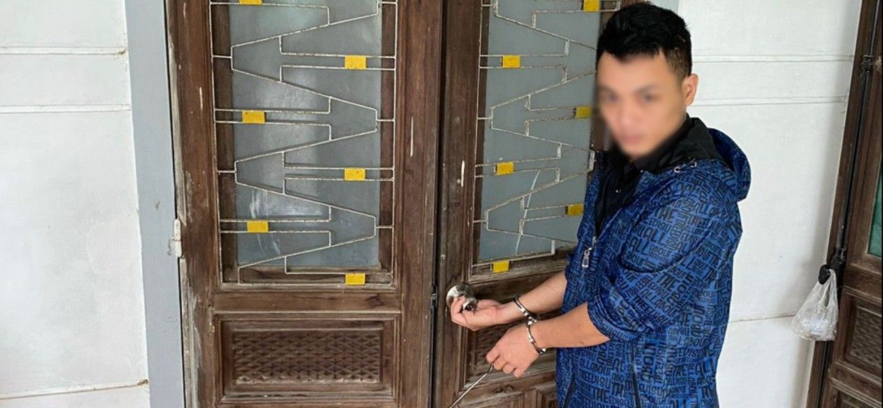 Thừa Thiên Huế: Bắt 2 “đạo chích” đột nhập nhà dân trộm cắp tài sản