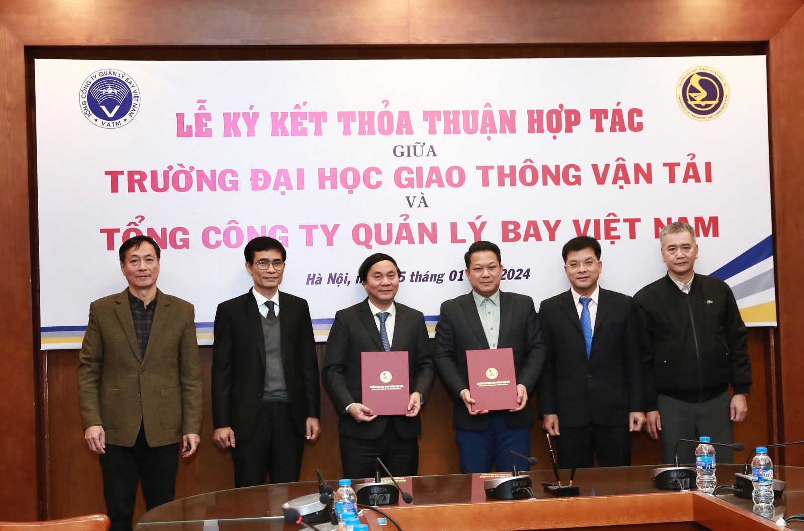 VATM và Trường Đại học Giao thông vận tải ký kết thỏa thuận hợp tác
