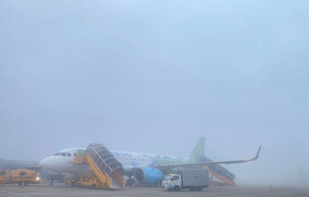 Sân bay Vinh và Đồng Hới xuất hiện sương mù dày đặc làm ảnh hưởng đến hoạt động bay