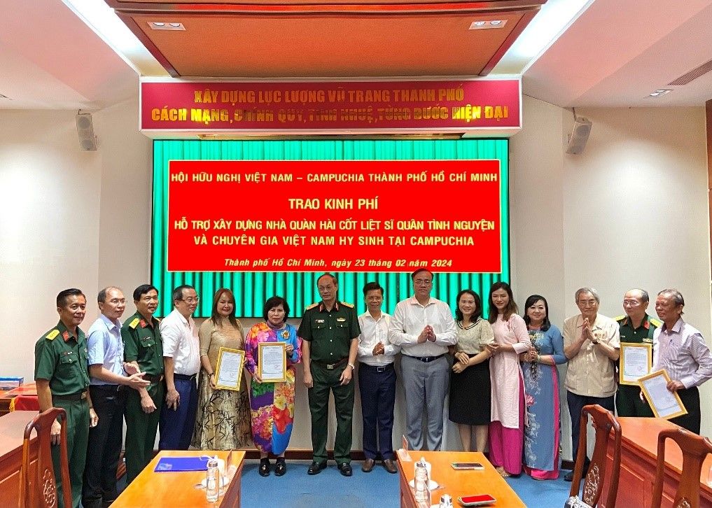 Hội Hữu nghị Việt Nam – Campuchia Tp Hồ Chí Minh: Hỗ trợ xây dựng nhà quàn hài cốt liệt sĩ quân tình nguyện và chuyên gia Việt Nam hy sinh tại Campuchia