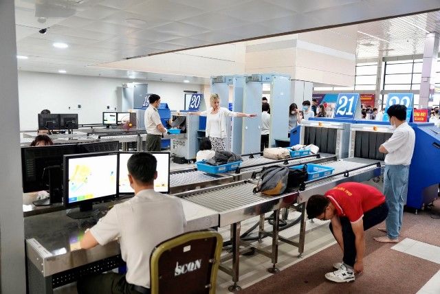 Cục HKVN: Kiểm soát giấy tờ đi tàu bay đối với hành khách nhập cảnh, quá cảnh