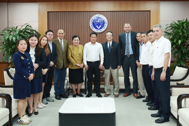 Lãnh đạo VATM gặp gỡ và làm việc với Trường Đại học Mỹ tại Việt Nam (AUV)