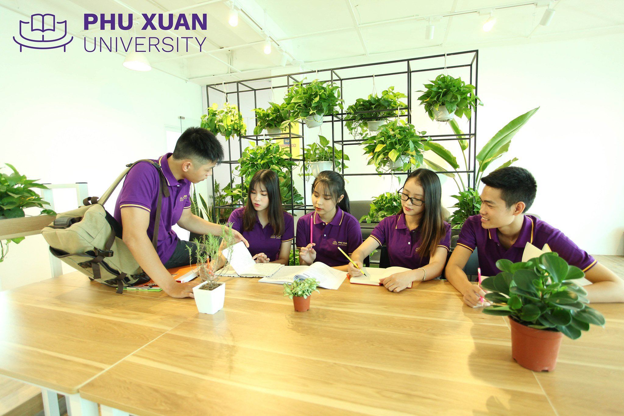 TT- Huế: Đại học Phú Xuân dành 10 tỷ đồng cấp nhiều học bổng trong đợt Tuyển sinh năm 2021