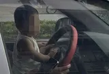 CSGT Hà Nội xử phạt với nữ tài xế để trẻ nhỏ cầm vô lăng khi xe đang di chuyển