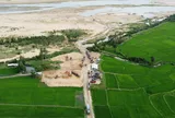 Nhiều xe đầu kéo có dấu hiệu chở quá tải gây mất ATGT trên QL25, QL1 ở Đắk Lắk