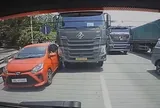 Tư duy “điền vào chỗ trống“ từ xe máy lên ô tô khiến tài xế trả giá đắt