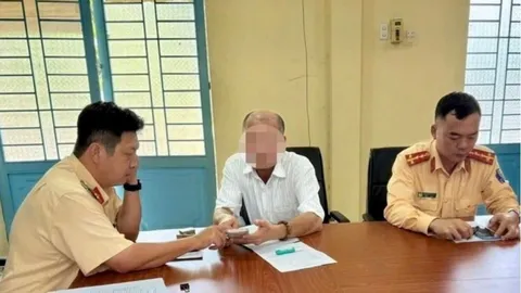 Chuyển cơ quan điều tra vụ tài xế điều khiển xe khách rượt đuổi xe tải