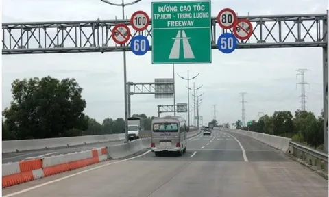 Dừng lắp đặt rào tôn tại làn dừng khẩn cấp trên cao tốc TP. Hồ Chí Minh - Trung Lương