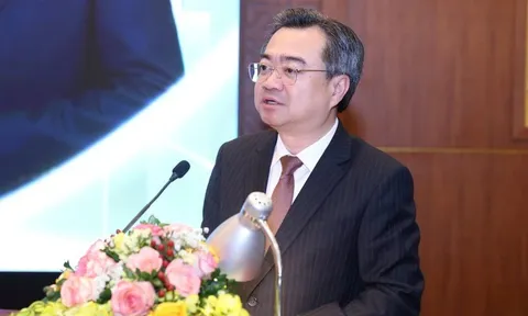 Tháo gỡ các “nút thắt” mang tính cấu trúc để TPHCM thu hút mạnh mẽ đầu tư và nhà đầu tư chiến lược