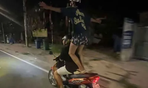 Xử phạt 2 nam sinh lớp 11 làm xiếc trên xe máy để quay tiktok ở TP.HCM