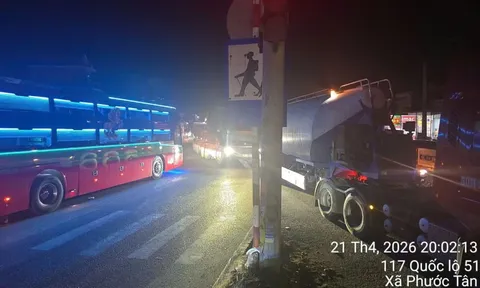 Giao thông hỗn loạn trong giờ cao điểm tại quốc lộ 51