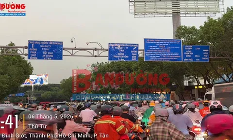 TP. Hồ Chí Minh: Hàng nghìn phương tiện kẹt cứng các tuyến đường vào sân bay Tân Sơn Nhất giờ tan tầm