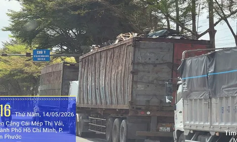 T.p Hồ Chí Minh: Container chở phế liệu mất an toàn trên trục Cái Mép – Thị Vải