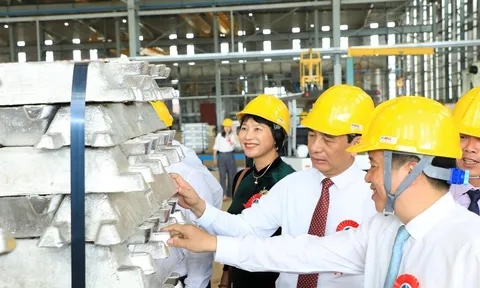Nhôm thỏi "Made in Vietnam": Bước tiến mới của Việt Nam trong chuỗi cung ứng vật liệu toàn cầu