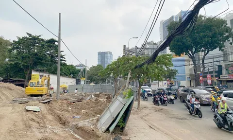 TP.HCM cấm ô tô một chiều đường Cách Mạng Tháng Tám để thi công metro Bến Thành - Tham Lương