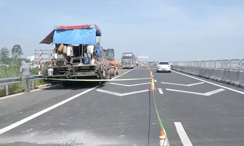 Khắc phục xong vết nứt mặt đường cao tốc Biên Hòa - Vũng Tàu