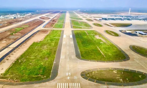 Bay kiểm tra, hiệu chuẩn hệ thống dẫn đường và đèn tín hiệu đường cất hạ cánh sân bay Long Thành