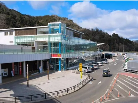 Kinh nghiệm quốc tế về phát triển các trạm dừng nghỉ trên cao tốc