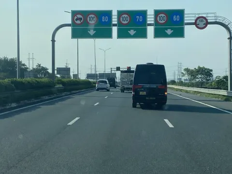 Nghiên cứu điều chỉnh tổ chức lại giao thông trên một số tuyến cao tốc