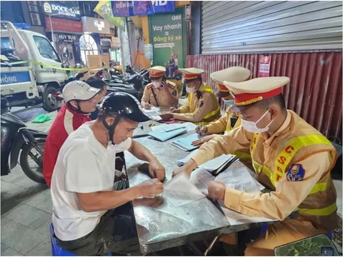 CSGT toàn quốc lập biên bản hơn 2 nghìn tài xế "ma men" trong đêm