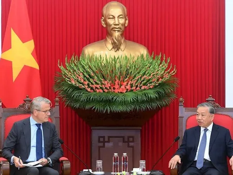 Tổng Bí thư Tô Lâm tiếp Giám đốc Tập đoàn A.P.Moller-Maersk