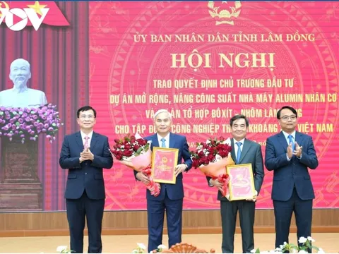 Lâm Đồng trao chủ trương đầu tư hai dự án bô xít - alumin gần 60.000 tỷ đồng