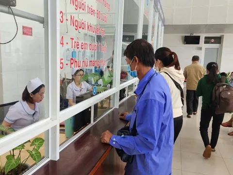 Tiến tới miễn viện phí cho người dân: Giải pháp đột phá và nhân văn