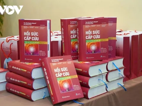 Thêm cuốn sách y khoa giúp rút ngắn “giờ vàng” cứu sống bệnh nhân