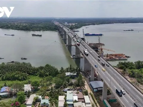 Cầu Long Thành bị quá tải, có dấu hiệu xuống cấp gây lo ngại về an toàn