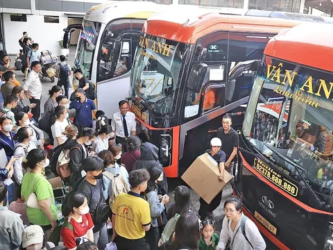 Doanh nghiệp sắp được tự in phù hiệu vận tải