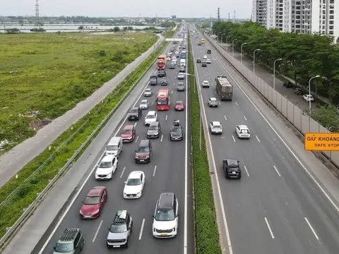 Rà soát hoàn thiện quy định về khoảng cách an toàn trên cao tốc