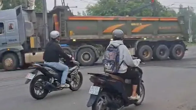 Đồng Nai: Tuyến đường Cống Lỡ xuống cấp nghiêm trọng, một tháng sau phản ánh vẫn nguyên hiện trạng